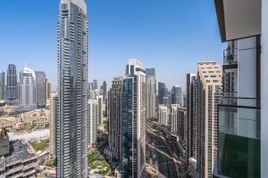 Venetian - Wake up to Burj Khalifa views in Downtown Dubai