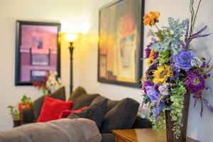 To the Stars Secluded 2 BDR