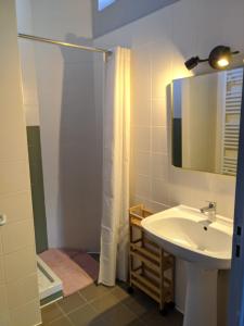 Chambre Canal - Maison du canal - Sur la rive de Pont Miny