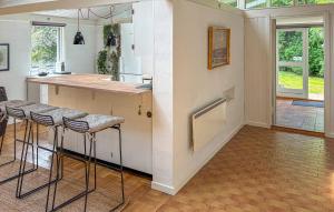 3 Bedroom Pet Friendly Home In Græsted