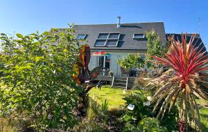 Maisons de vacances 5 Bedroom Beautiful Home In Taule : photos des chambres