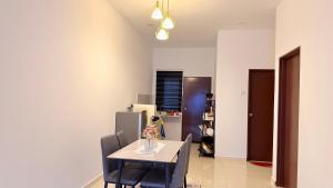 Ucu Homestay Teluk Kemang