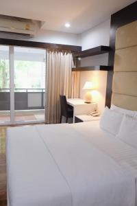 Eastpana Executive Residence 304 Prachinburi