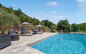 Stunning Home In St-Florent-Sur-Auzonne