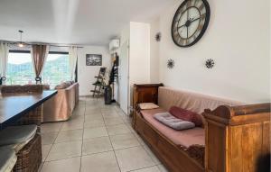 Stunning Home In St-Florent-Sur-Auzonne