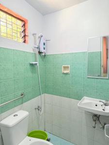 Manalos Lodge and Restaurant