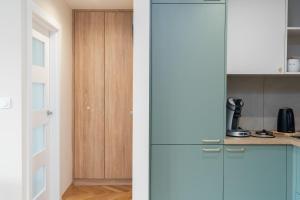 Stachiewicza Homely Apartment by BookingHost