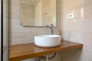 Ammos Comfort Apartments, 400m from Kalamaki Beach, by ZanteWize