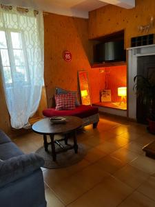 Maisons de vacances Maison de village avec vue sur les montagnes et jardin privatif : Maison 2 Chambres