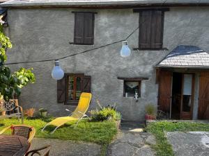 Maison de village avec vue sur les montagnes et jardin privatif