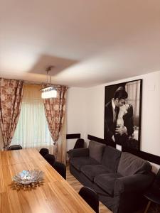 Casa cu Cires Breaza