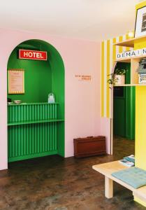 Hotels DEMAIN Hotel : photos des chambres