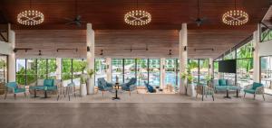 Le Meridien Phuket Beach Resort