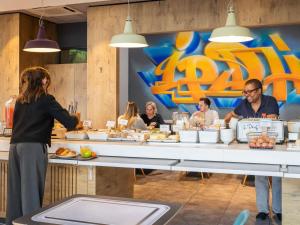 Hotels ibis Lyon Part Dieu Les Halles : photos des chambres