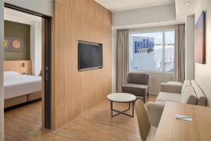 Park Inn By Radisson Clark