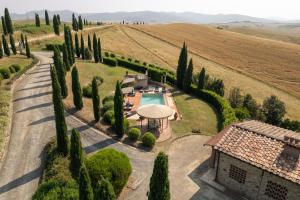 CASALE TEATRO 10, Emma Villas