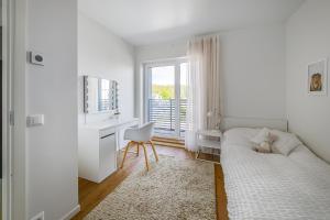 Family-Friendly 3-bedroom residence close to sea
