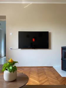 Luna Garden Apartment