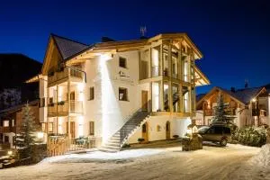Apartments Villa Gardena - Gardenahotels - Sëlva di Val Gardena