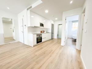 Two bedrooms luxury ground floor apartment in the Sun