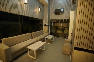 SwagStay Hotel Riviera