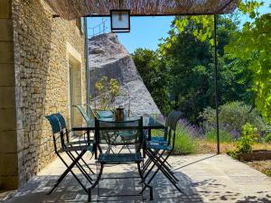 Villas Mas provencal a Gordes avec piscine - Roc de Tuaran : photos des chambres