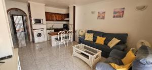 Victoria Court 2 Sunset Pool