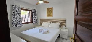 Victoria Court 2 Sunset Pool