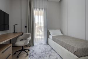 AZULIS 7 Pisano - 2BR Apt, 2 Terraces, Lift & Parking, Aldo Moro Olbia