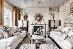 Stylishly Designed Private Home in Central Windsor