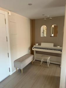 Oslo Flat by Courtoisie N8