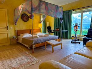 Villas Mas provencal a Gordes avec piscine - Roc de Tuaran : photos des chambres