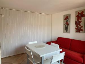 La PAVONCELLA sul MARE