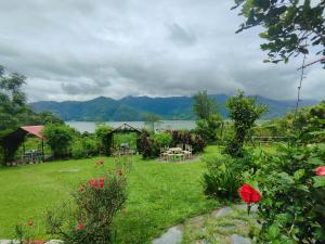 Sosa Lake view Cottages & Restaurant