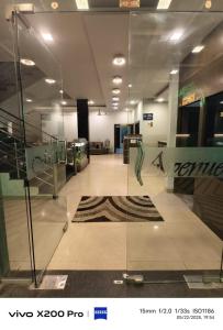 Hotel Mittal Avenue