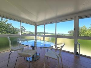 Belle villa Réalville - 6 personnes - Piscine et parking privés - Véranda climatisée - Terrasse - 3 chambres doubles