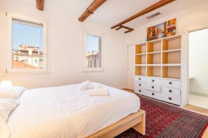 ComeCasa 3 min walk from San Marco Apartment with beautiful roof terrace