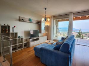 Alba Lake View Apartment Pool