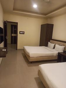 Hotel Mittal Avenue
