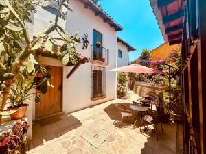 Casa Corazon GT - Bed & Breakfast