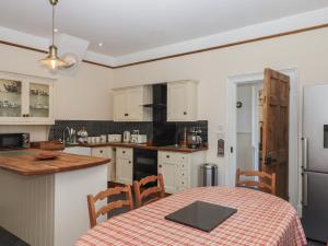 Littleham Court Manor