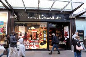 Amazing Location with Parking