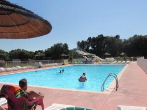 Campings Camping Domaine de Gajan : photos des chambres