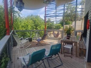 Atypical architect-designed house