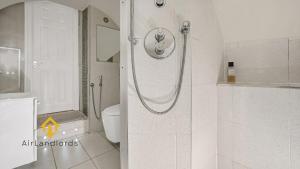 Exclusive 1 bedroom Flat near Victoria Station!