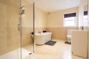 Dog Friendly | 5min to Beach |Portrush | Sleeps 10