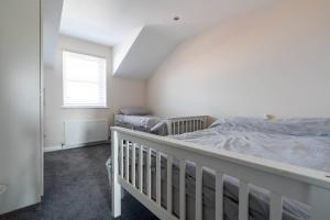 Dog Friendly | 5min to Beach |Portrush | Sleeps 10