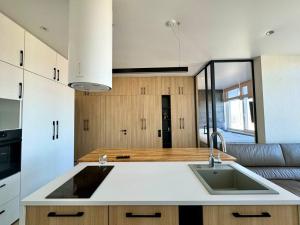 27 Pearl Design Apartment