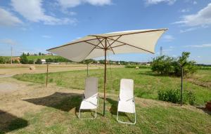 Gorgeous Apartment In Cerreto Guidi