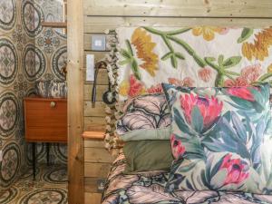 Hercules Shepherds Hut